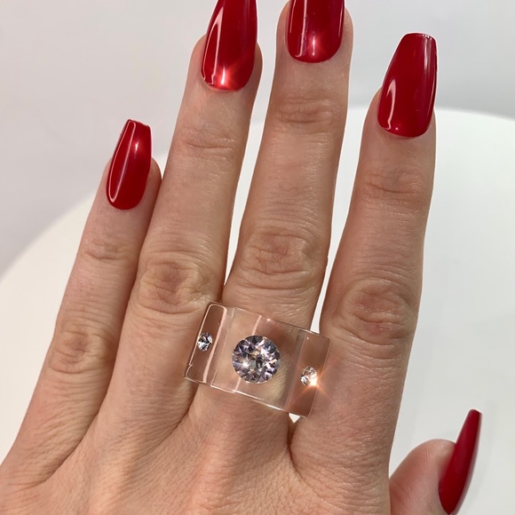 Clear Lucite Cube Ring Embellished With Crystals, Transparent Acrylic Ring - Picture 14 of 16